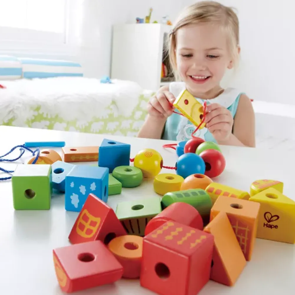 Hape Juego De Ensartar Formas Y Colores New